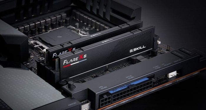 G.Skill 32 GB (2x16GB) DDR5 6000 MHz Flare X5 (F5-6000J3038F16GX2-FX5)