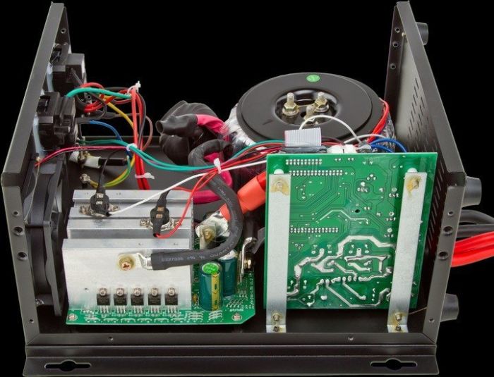 LogicPower LPY-W-PSW-2500VA+ (10342)
