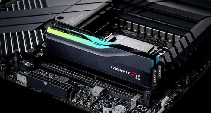 G.Skill 64 GB (2x32GB) DDR5 6000 MHz Trident Z5 RGB (F5-6000J3040G32GX2-TZ5RK)