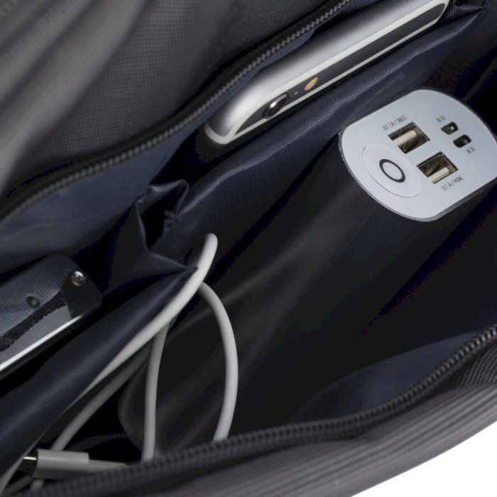 Rivacase 8203 Black